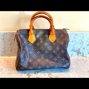 Vintage Louis Vuitton monogram Speedy